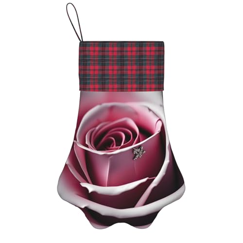 Personalisierter Hund Weihnachtsstrumpf mit Aufhängeband - Vintage und Warme Urlaub Dekoration Rosa Rose Nahaufnahme Personalisierter Hund Weihnachtsstrumpf mit Aufhängeband - Vintage und Warme Urlaub Dekoration Rosa Rose Nahaufnahme von FRGMNT
