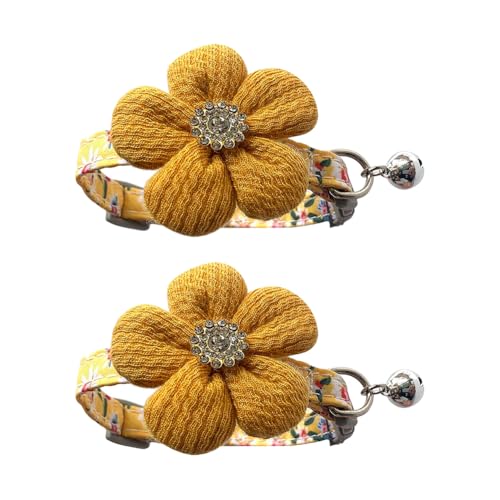 2 Stück kleine Hundehalsbänder mit Blumenmuster, niedlich, verstellbar, mit Blumenmuster, Haustierhalsband, weich, bequem, Katzenhalsbänder mit Glöckchen, für Hochzeit, Urlaub, Gelb 2 Stück kleine Hundehalsbänder mit Blumenmuster, niedlich, verstellbar, mit Blumenmuster, Haustierhalsband, weich, bequem, Katzenhalsbänder mit Glöckchen, für Hochzeit, Urlaub, Gelb von FSSTUD