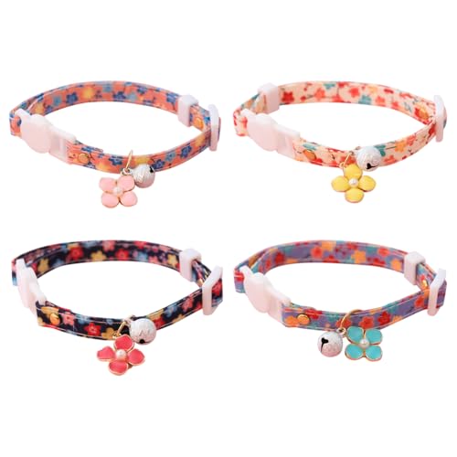 Verstellbare Katzenhalsbänder mit Blumenmuster, Sicherheitshalsbänder, Blumenanhänger, Katzenhalsband, niedliches Haustierpflegezubehör mit Glocke für Party, Schwarz, Beige, Rosa, Blau, 4 Stück von FSSTUD