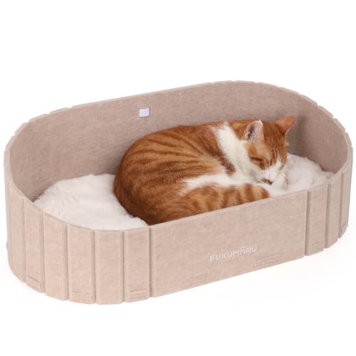 FUKUMARU Katzenbett, 61 cm großes Katzen-Couchbett mit gemütlichem Kunstkaninchenfell-Kissen, Filz-Katzenhaus-Sofa in ovaler Form, beige FUKUMARU Katzenbett, 61 cm großes Katzen-Couchbett mit gemütlichem Kunstkaninchenfell-Kissen, Filz-Katzenhaus-Sofa in ovaler Form, beige von FUKUMARU