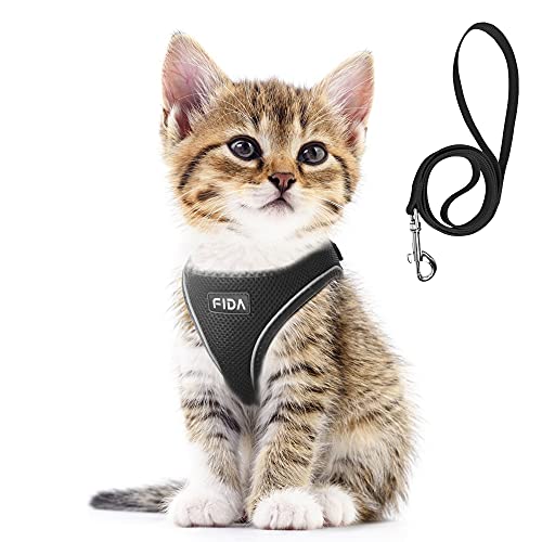 Fida Comfy Hundegeschirr mit Leine, Katzengeschirr ausbruchsicher, atmungsaktiv, leicht, weiches Netzgewebe, verstellbares reflektierendes Step-in-Geschirr für Welpenspielzeugrassen und extra kleine Fida Comfy Hundegeschirr mit Leine, Katzengeschirr ausbruchsicher, atmungsaktiv, leicht, weiches Netzgewebe, verstellbares reflektierendes Step-in-Geschirr für Welpenspielzeugrassen und extra kleine von Fida