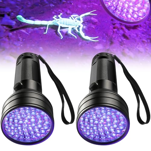 GAOUTO 2 Stück UV Schwarzlicht Taschenlampe mit 51 LEDs, UV Licht Lampe, Ultraviolettes Licht Lampe, UV Taschenlampe 395nm, Schwarzlichtlampe für Haustier Urin Detektor für Hunde und Katzen GAOUTO 2 Stück UV Schwarzlicht Taschenlampe mit 51 LEDs, UV Licht Lampe, Ultraviolettes Licht Lampe, UV Taschenlampe 395nm, Schwarzlichtlampe für Haustier Urin Detektor für Hunde und Katzen von GAOUTO