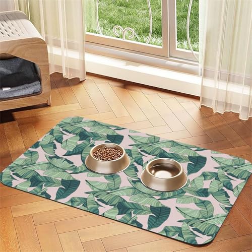 Futtermatte für Hunde und Katzen, saugfähig, rutschfest, aus Kunstleder, mit Gummiboden Futtermatte für Hunde und Katzen, saugfähig, rutschfest, aus Kunstleder, mit Gummiboden von GaxfjRu