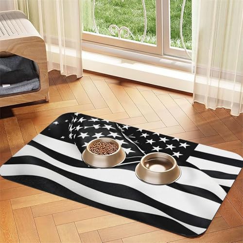 Futtermatte mit amerikanischer Flagge, saugfähig, rutschfest, PU-Leder, für Hunde und Katzen, Gummi-Unterseite, Schwarz und Weiß Futtermatte mit amerikanischer Flagge, saugfähig, rutschfest, PU-Leder, für Hunde und Katzen, Gummi-Unterseite, Schwarz und Weiß von GaxfjRu