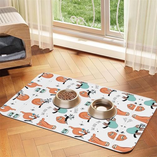 Lustige, niedliche Tierfuttermatte mit Faultier-Musikdruck, saugfähig, rutschfest, PU-Leder, Futtermatte für Hunde und Katzen, Gummiunterseite Lustige, niedliche Tierfuttermatte mit Faultier-Musikdruck, saugfähig, rutschfest, PU-Leder, Futtermatte für Hunde und Katzen, Gummiunterseite von GaxfjRu