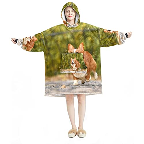 Pet Dog Corgi Running in the Yard Wearable Blanket Hoodie,Oversized Hooded Blanket Sweatshirt, Mehrfarbig, Einheitsgröße von Generic
