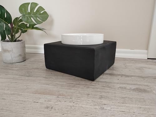 Hundebar aus Beton von Generisch