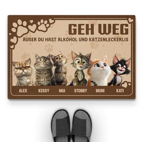 Geschenke Mall Personalisierte Fussmatte - Lustiger Spruch Über Alkohol Und Katzenleckerlis - Fussmatte Mit Namen, Fussmatte Selbst Gestalten, Fussmatte Familie (6 Katzen) von Geschenke Mall
