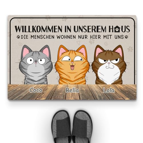 Geschenke Mall Personalisierte Fussmatte - Willkommen In Unserem Haus - Personalisierte Fußmatte, Fussmatte Mit Namen, Fussmatte Selbst Gestalten, Fussmatte Katzen Personalisiert (6 Katzen) von Geschenke Mall