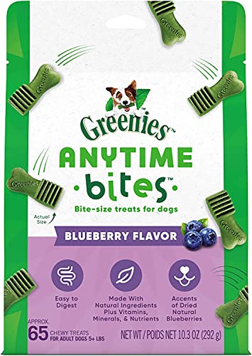 Greenies Anytime Bites Bite-Size Treats for Dogs Blueberry Flavor 65-Chew Treats von Greenies