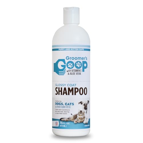 Groomer 's Kleckse Glänzendes Fell Pet Shampoo Flasche, 473 ml von Groomer's GOOP