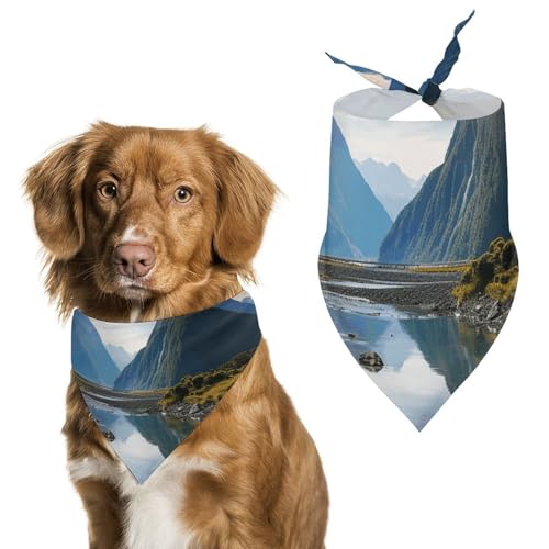 Fiordland National Park Hundehalstücher zum Füttern und Pflegen, dreieckige Haustier-Lätzchen, waschbar, Haustier-Schal für Katzen und Hunde Fiordland National Park Hundehalstücher zum Füttern und Pflegen, dreieckige Haustier-Lätzchen, waschbar, Haustier-Schal für Katzen und Hunde von HETVBNS