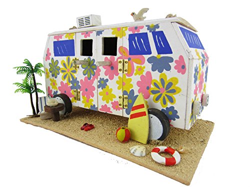 HÜWÜKNÜ Vogelhaus Hippi Mobil, Vogel, Holz, braun oder grau, mit vielen Details wie zb. Liegestuhl und Sufbrett vor der Tür, Möwe auf dem Dach, Latschen vor dem Eingang, H 18 cm, B 30 cm T 17 cm von Hüwüknü