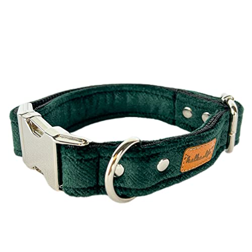 Hundehalsbänder aus Samt – Dickes und langlebiges Halsband für Hunde – Starke Metallschnalle und leicht zu reinigendes Hundehalsband – Hergestellt in der EU (Flaschengrün, S (1,5 cm / 25-35 cm)) von Halkalife