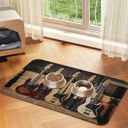 Saugfähige Tischdecke für Haustiere, Motiv: Gitarre, Bass, Musikinstrumente, spezielles Pad für Futternäpfe, rollbar zur Aufbewahrung, ideal für Futternäpfe Saugfähige Tischdecke für Haustiere, Motiv: Gitarre, Bass, Musikinstrumente, spezielles Pad für Futternäpfe, rollbar zur Aufbewahrung, ideal für Futternäpfe von Hhwwtye