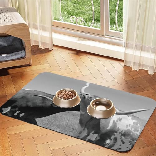 Saugfähige Tischdecke mit Kuhmotiv, spezielles Pad für Futternäpfe, rollbar zur Aufbewahrung, ideal für Futternäpfe Saugfähige Tischdecke mit Kuhmotiv, spezielles Pad für Futternäpfe, rollbar zur Aufbewahrung, ideal für Futternäpfe von Hhwwtye