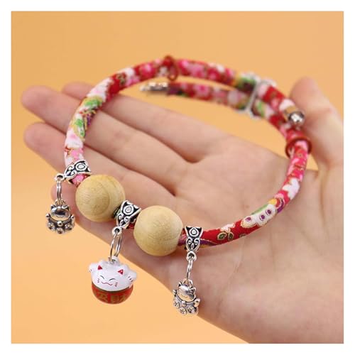 Lucky Kimono-Halsband mit Zedernperlen, personalisierbar, Sellerie, für Hunde und Katzen, mit Glücksanhänger, Katzenglocken, bequem, verstellbar (Cartoon-Katze, Rot, M) von Hliloy