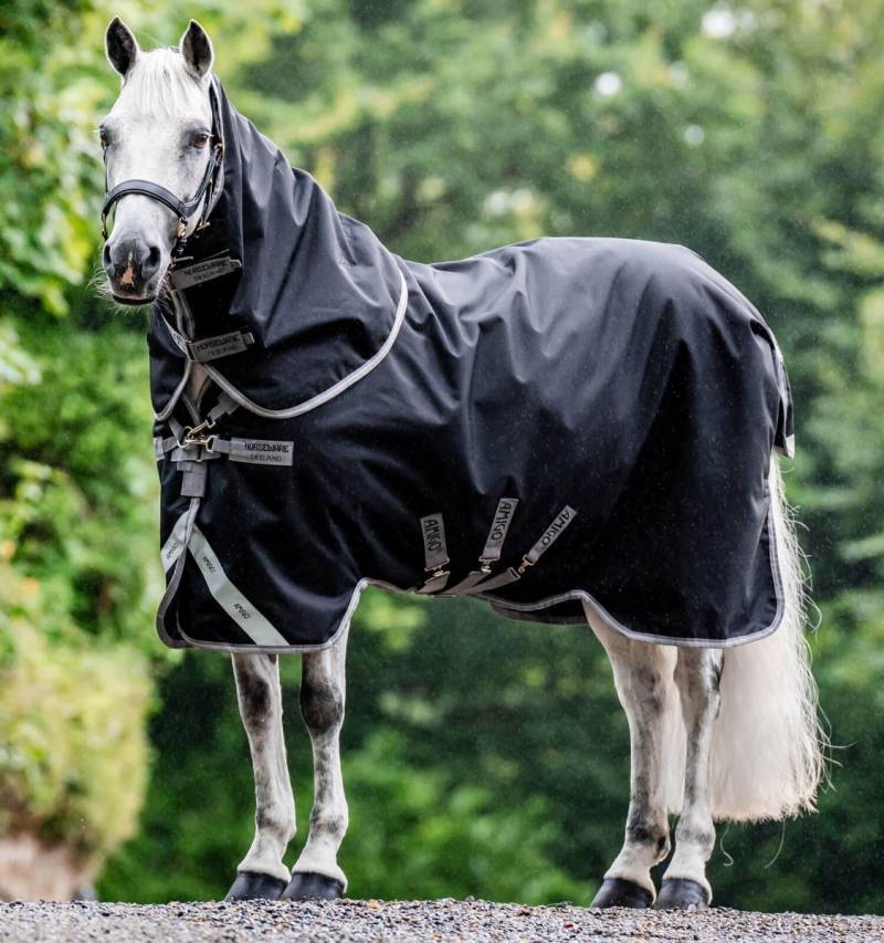Horseware Amigo 1200D Plus Turnout Bundle  (50g + 100g + 200g) Black/Titanium Grey & Silver, Gr. 145 cm von Horseware