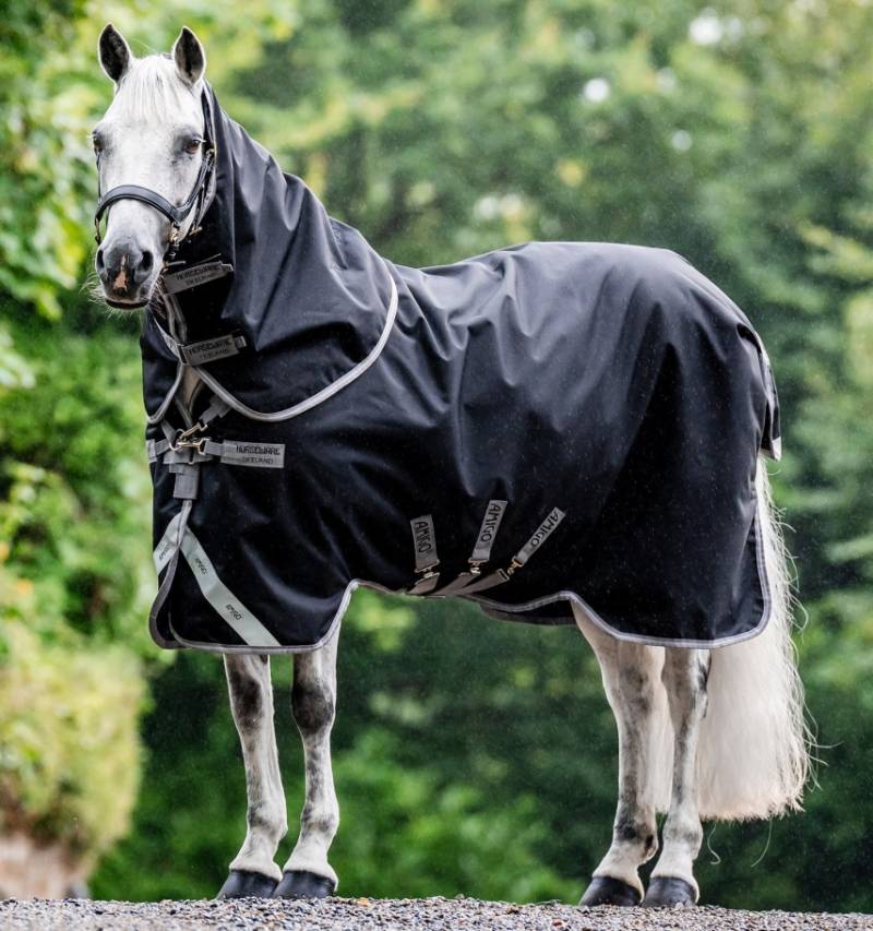 Horseware Amigo 1200D Plus Weidedecke 50g Black/Titanium Grey & Silver, Gr. 130 cm von Horseware