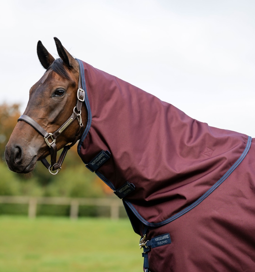 Horseware Amigo 1200D Turnout Halsteil 150g Burgundy/Navy & Titanium Grey, Gr. Small Horseware Amigo 1200D Turnout Halsteil 150g Burgundy/Navy & Titanium Grey, Gr. Small von Horseware