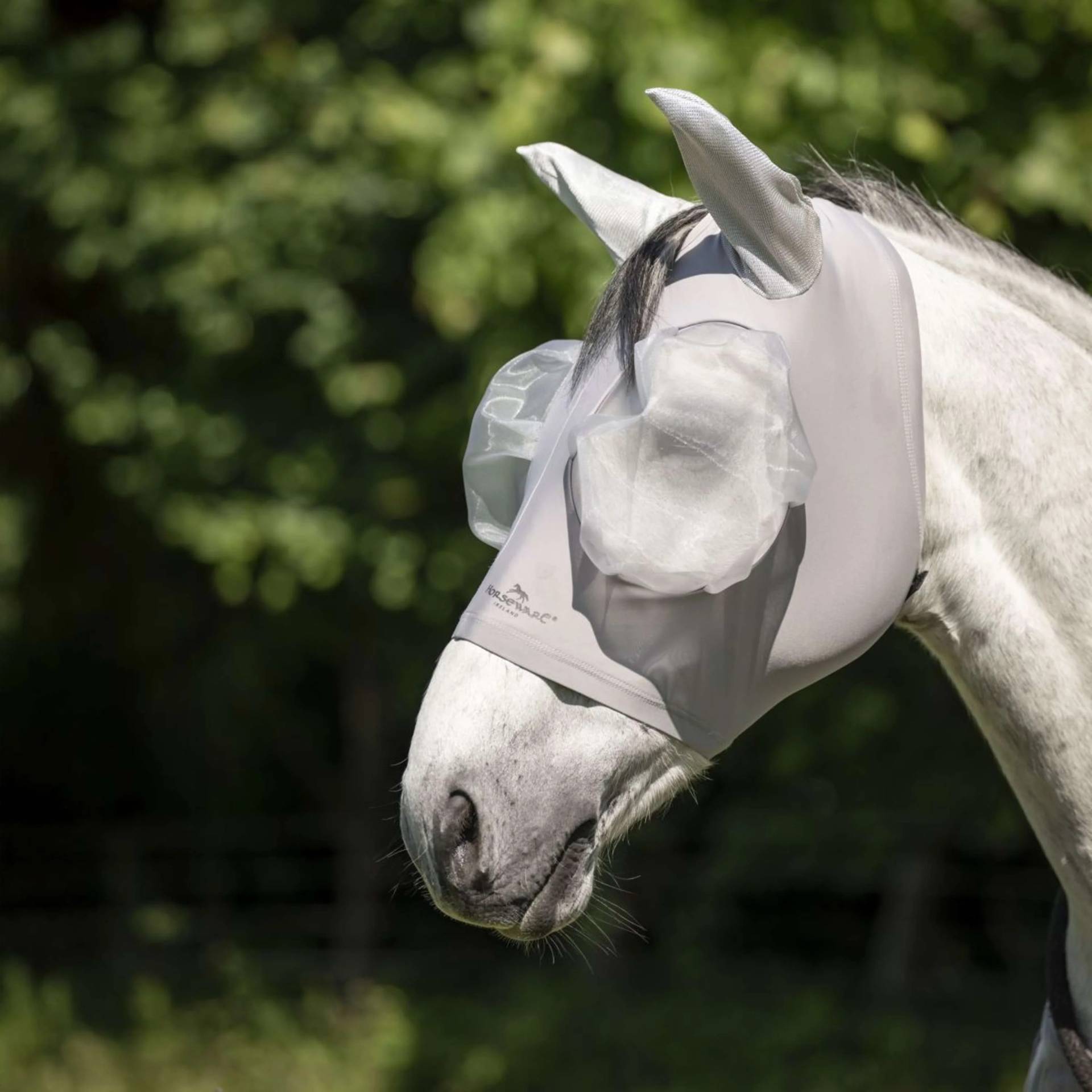 Horseware Defense Fliegenmaske Silver/Silver / Vb Horseware Defense Fliegenmaske Silver/Silver / Vb von Horseware