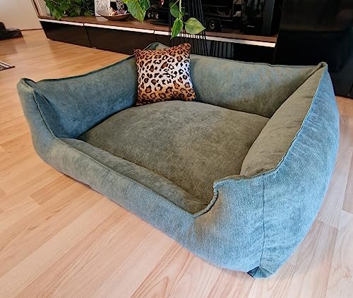 Hundebettenmanufaktur Hundebett Wildlederoptik Hundesofa Schlafplatz Velluto waschbar Farbe und Größe wählbar (90 cm X 70 cm, Alcantara grün) von Hundebettenmanufaktur
