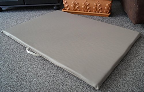 Hundematte Hundematratze Matte Kunstleder Schaumstoff 3 cm Verschiedene Größen und Farben wählbar (100 cm X 70 cm, Taupe) von Hundebettenmanufaktur