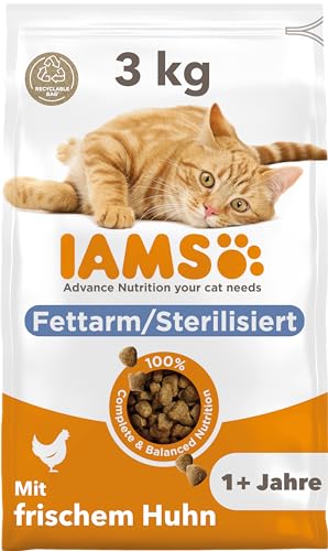 IAMS Sterilised Katzenfutter trocken mit Huhn - Trockenfutter für sterilisierte / kastrierte Katzen ab 1 Jahr, 3 kg von Iams