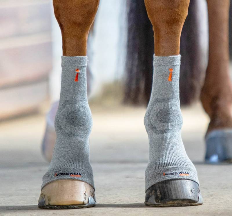 Incrediwear Equine Hoof Socks One Size, grau Zur Regeneration und Heilung Incrediwear Equine Hoof Socks One Size, grau Zur Regeneration und Heilung von Incrediwear Equine