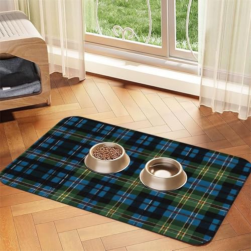 Blaue und grüne Tischdecke mit schottischem Schottenkaro-Druck, saugfähig, Leder, perfekt für Hunde, Katzen und andere Haustiere von JEKYDOSD