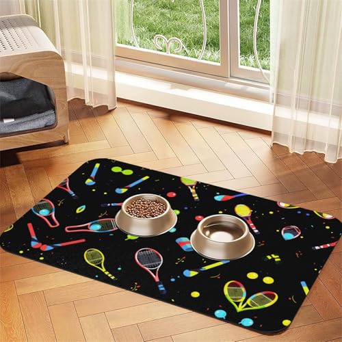 Lustige Tischdecke aus Leder mit Tennisschlägern und Tennisbällen, saugfähig, perfekt für Hunde, Katzen und andere Haustiere Lustige Tischdecke aus Leder mit Tennisschlägern und Tennisbällen, saugfähig, perfekt für Hunde, Katzen und andere Haustiere von JEKYDOSD