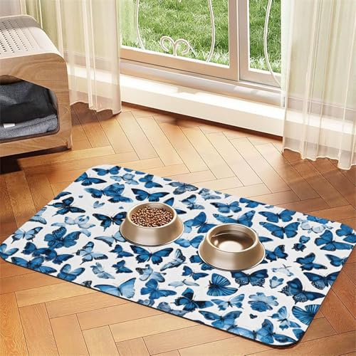 Saugfähige Leder-Tischdecke mit blauen Schmetterlingen, perfekt für Hunde, Katzen und andere Haustiere von JEKYDOSD