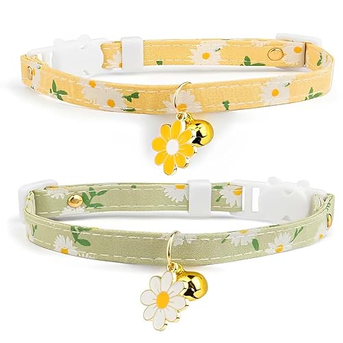 JOCXZI 2 Pack Cotton Breakaway Cat Collar with Bell- Yellow&Green Flowers Pendant Cute Cat Collar Kitten Collar,Ideal for Girl Cats Boy Cats,Weich Und Verstellbar Für Kleine Mittelgroße Hunde von JOCXZI