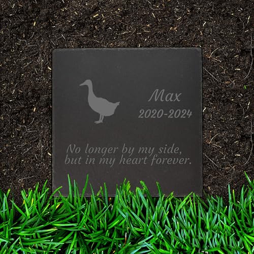 Jodimitty Ente Grabstein Gedenkstein personalisierte Name & Lebensspanne & Nachricht, Quadratischer Grabschmuck Wetterfest Grabplatte mit Gravur Tombstone 10cm/15cm/20cm Jodimitty Ente Grabstein Gedenkstein personalisierte Name & Lebensspanne & Nachricht, Quadratischer Grabschmuck Wetterfest Grabplatte mit Gravur Tombstone 10cm/15cm/20cm von Jodimitty