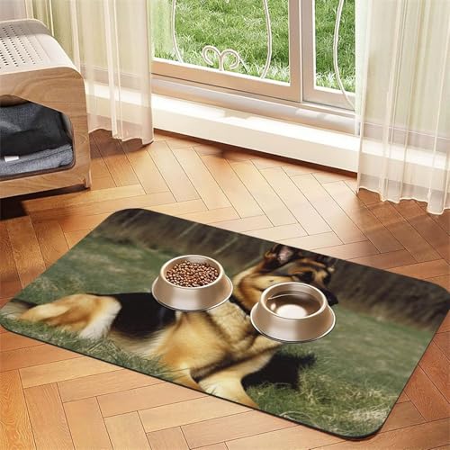 Super saugfähige Hundefuttermatte, Deutscher Schäferhund, Haustier-Futtermatte für Futter- und Wassernäpfe, rutschfest, wasserdicht, Platzierungspad für Böden, schnell trocknende Wasserspendermatte von KLLTYHMU
