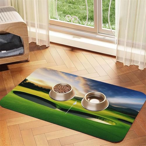 Super saugfähige Hundefuttermatte, Golfplatz-Haustier-Futtermatte für Futter- und Wassernäpfe, rutschfest, wasserdicht, Platzierungspad für Böden, schnell trocknende Wasserspendermatte für Hunde von KLLTYHMU