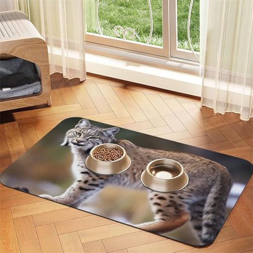 Super saugfähige Hundefuttermatte, Wildbobcat Haustier-Futtermatte für Futter- und Wassernäpfe, rutschfest, wasserdicht, Platzierungspad für Böden, schnell trocknende Wasserspendermatte für Hunde von KLLTYHMU