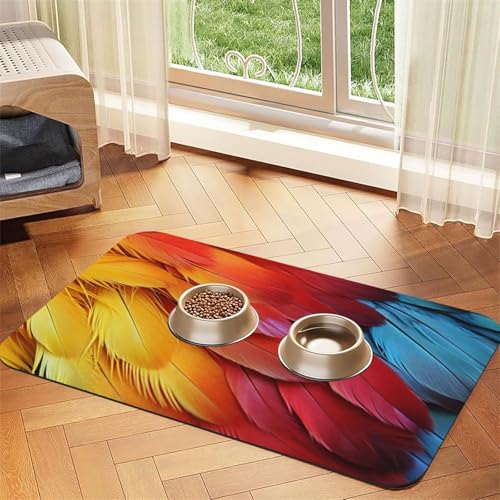 Super saugfähige Hundefuttermatte, fantastische Papageienfeder-Haustier-Futtermatte für Futter- und Wassernäpfe, rutschfeste, wasserdichte Platzierungspad für Böden, schnell trocknende von KLLTYHMU