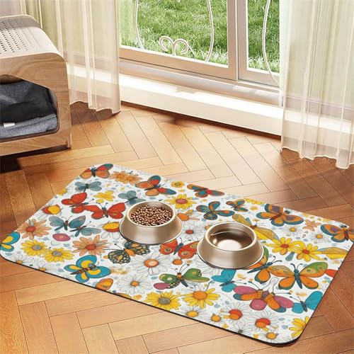 Katzenfuttermatte mit Schmetterlings-Gänseblümchen-Druck, Haustier-Futtermatte für Boden, Haustierbedarf, Wassernapf, Matte für Hunde Katzenfuttermatte mit Schmetterlings-Gänseblümchen-Druck, Haustier-Futtermatte für Boden, Haustierbedarf, Wassernapf, Matte für Hunde von KOUUIP