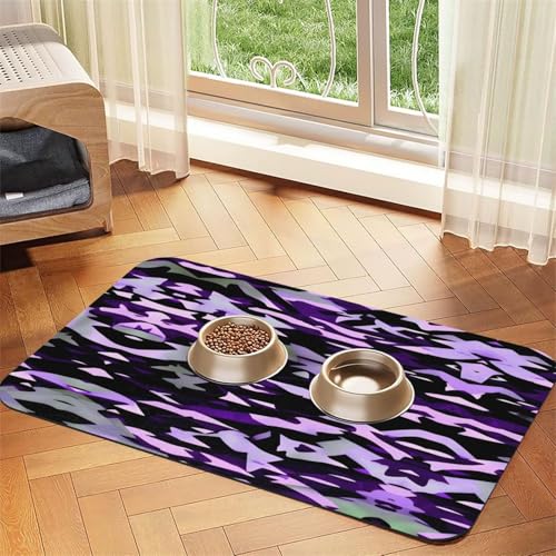 Katzenfuttermatte mit amerikanischem Camouflage-Muster, für Boden, Haustierbedarf, Wassernapf, Matte für Hunde Katzenfuttermatte mit amerikanischem Camouflage-Muster, für Boden, Haustierbedarf, Wassernapf, Matte für Hunde von KOUUIP