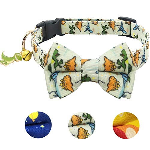 KUDES Hunde-Fliege, verstellbare Hundehalsbänder mit Fliege und Glöckchen, Sicherheitsschnalle, niedliche Haustier-Halsbänder für kleine/mittel/große Hunde und Katzen, Jungen und Mädchen (Dinosaurier, Größe M (27,9 cm - 45,7 cm) KUDES Hunde-Fliege, verstellbare Hundehalsbänder mit Fliege und Glöckchen, Sicherheitsschnalle, niedliche Haustier-Halsbänder für kleine/mittel/große Hunde und Katzen, Jungen und Mädchen (Dinosaurier, Größe M (27,9 cm - 45,7 cm) von KUDES