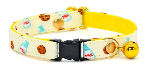 Foodie Katzenhalsband, Sicherheitsverschluss, Kätzchenhalsband, Milch und Kekse, gelber Hintergrund, XS (20,3 cm – 33 cm) von Kamercy