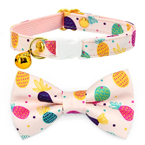 Kamercy Katzenhalsband, Schleife, buntes Ananas-Katzenhalsband, Schleife mit Anhängern und Glöckchen, Sicherheitsverschluss, niedliche Katzen-Outfits, 20,3–33 cm Kamercy Katzenhalsband, Schleife, buntes Ananas-Katzenhalsband, Schleife mit Anhängern und Glöckchen, Sicherheitsverschluss, niedliche Katzen-Outfits, 20,3–33 cm von Kamercy