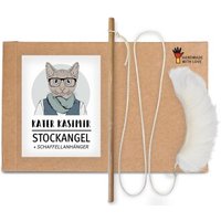 Kater Kasimir Katzenangel aus Buchenholz mit Anhänger aus echtem Schaffell Kater Kasimir Katzenangel aus Buchenholz mit Anhänger aus echtem Schaffell von Kater Kasimir