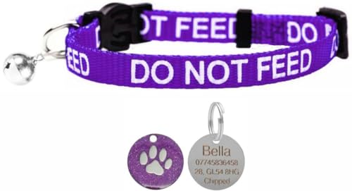 LARRYROO Katzenhalsband mit Aufdruck "Do Not Feed", weiches Nylon und Sicherheitsschnalle, mit personalisierbarer Gravur, 25 mm, rund, glitzernd, Pfotenabdruck, ID-Etikett (lila) von LARRYROO