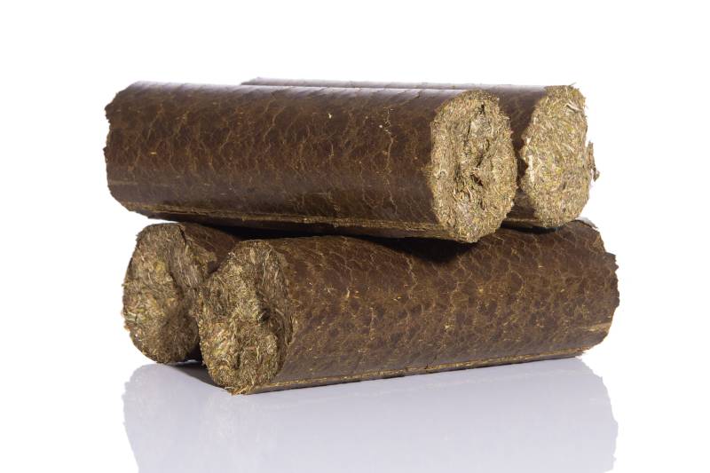 Lax Wiesen Knusperstange Heu + Luzerne 3,5kg 4 Stangen Lax Wiesen Knusperstange Heu + Luzerne 3,5kg 4 Stangen von LAX