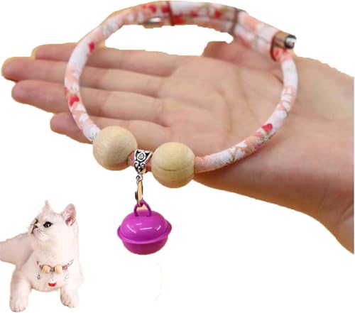 Glückshalsband aus Zedernholzperlen, Haustierhalsband mit Glöckchen und Glücksanhänger, bequem verstellbar, geeignet für Katzen und Hunde Glückshalsband aus Zedernholzperlen, Haustierhalsband mit Glöckchen und Glücksanhänger, bequem verstellbar, geeignet für Katzen und Hunde von LDZPYXNFE