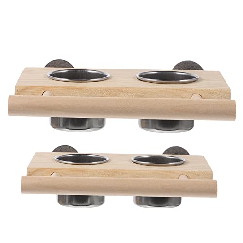 LIGHTAOTAO 2stücke Papageien Futter Und Trinkschalen Aus Mit Holzständer Praktische Und Sichere Lösung Für Von Nymphensittichen Wellensittichen Und Anderen Kleinen Vögeln LIGHTAOTAO 2stücke Papageien Futter Und Trinkschalen Aus Mit Holzständer Praktische Und Sichere Lösung Für Von Nymphensittichen Wellensittichen Und Anderen Kleinen Vögeln von LIGHTAOTAO