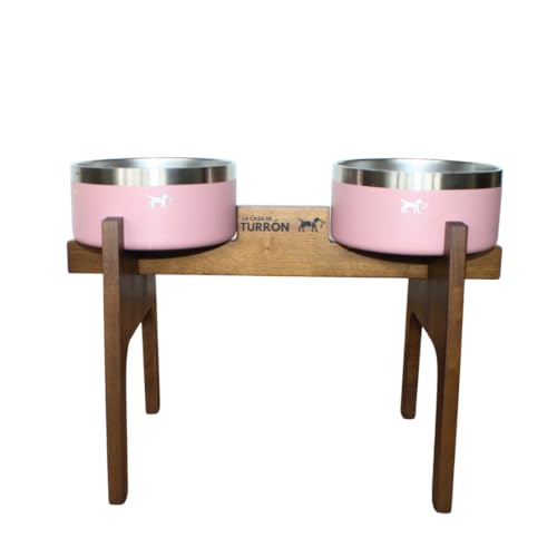 Hoher Doppelnapf für Hunde und Katzen – ergonomisch, aus Holz und Edelstahl – leicht zu reinigen, rutschfest (Hellrosa, 26 cm) von La Casa de Turrón