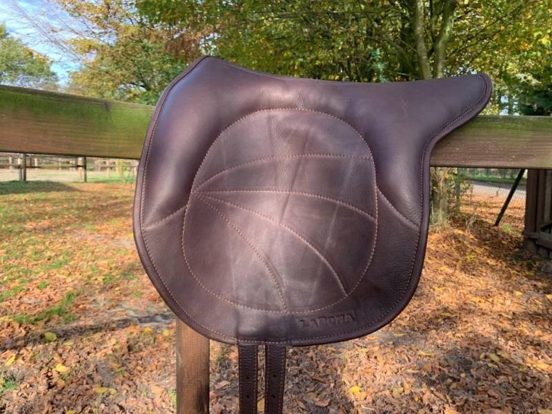LaBona Reitpad Dressage Ii Mattleder Dunkelbraun LaBona Reitpad Dressage Ii Mattleder Dunkelbraun von LaBona